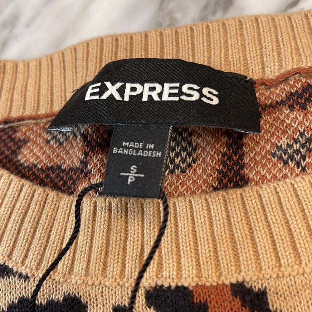 Express Leopard Pattern Sweater in Tan and Black - Picture 7 of 8